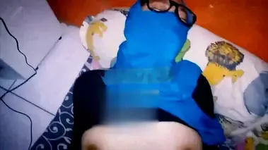 Bokep Jilbab Ngentot Cewek Hijaber Crot Di Wajah poster