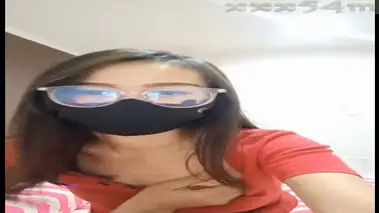 Bokep Live Show Erotis Paling Binal Di Kamar poster