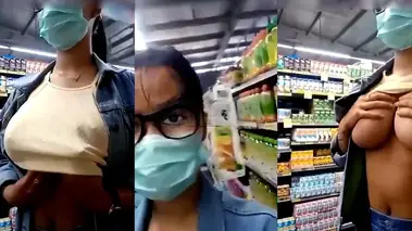 Cewek Cantik Pasrah Digoyang Saking Enaknya Puas poster