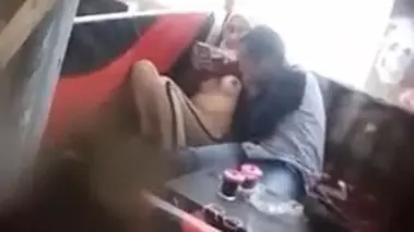 Dokumentasi Ukhti Hijab Cantik Bersantai Cafe poster